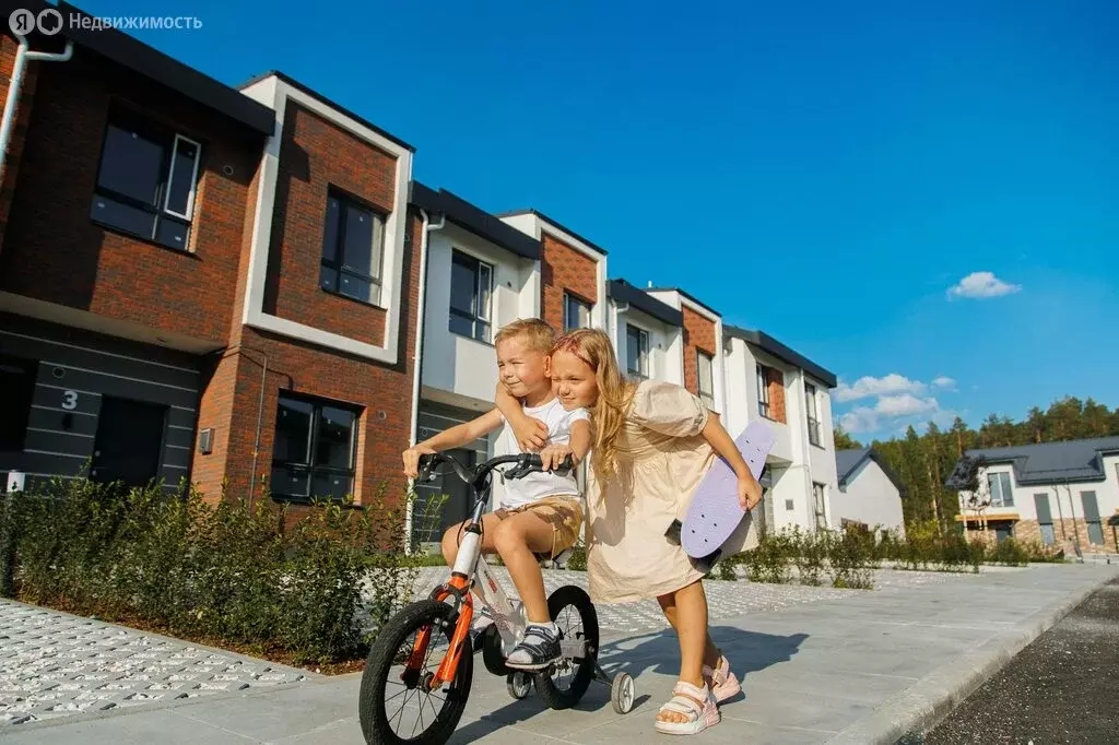 2-комнатная квартира: Екатеринбург, жилой комплекс Совушки (66.4 м) - Фото 1