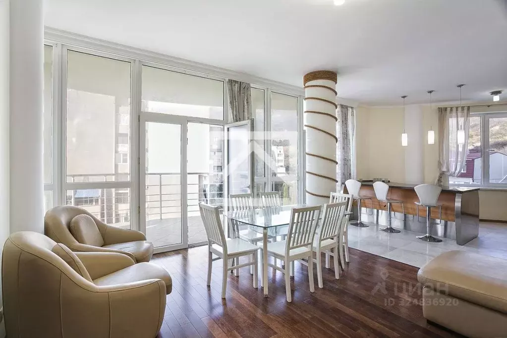 4-к кв. Крым, Ялта муниципальный округ, Гурзуф пгт ул. Строителей, 3А ... - Фото 1