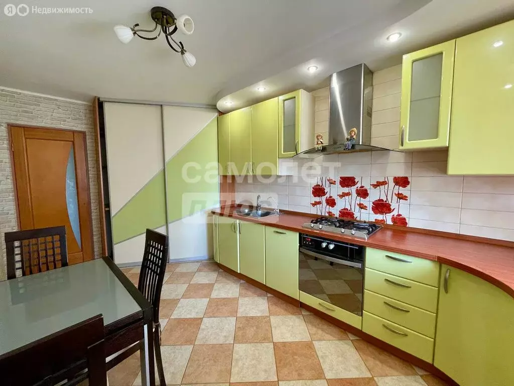 3-комнатная квартира: Смоленск, улица Нормандия-Неман, 27 (81.2 м) - Фото 1