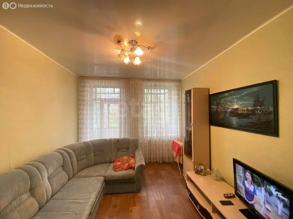 2-комнатная квартира: Челябинск, улица Сталеваров, 33 (52.3 м) - Фото 1