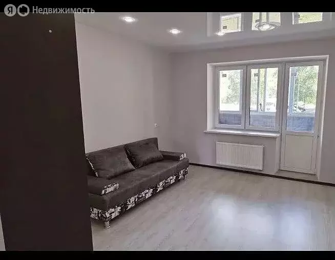 Квартира-студия: Тюмень, улица Мельникайте, 2к11 (30.1 м) - Фото 1