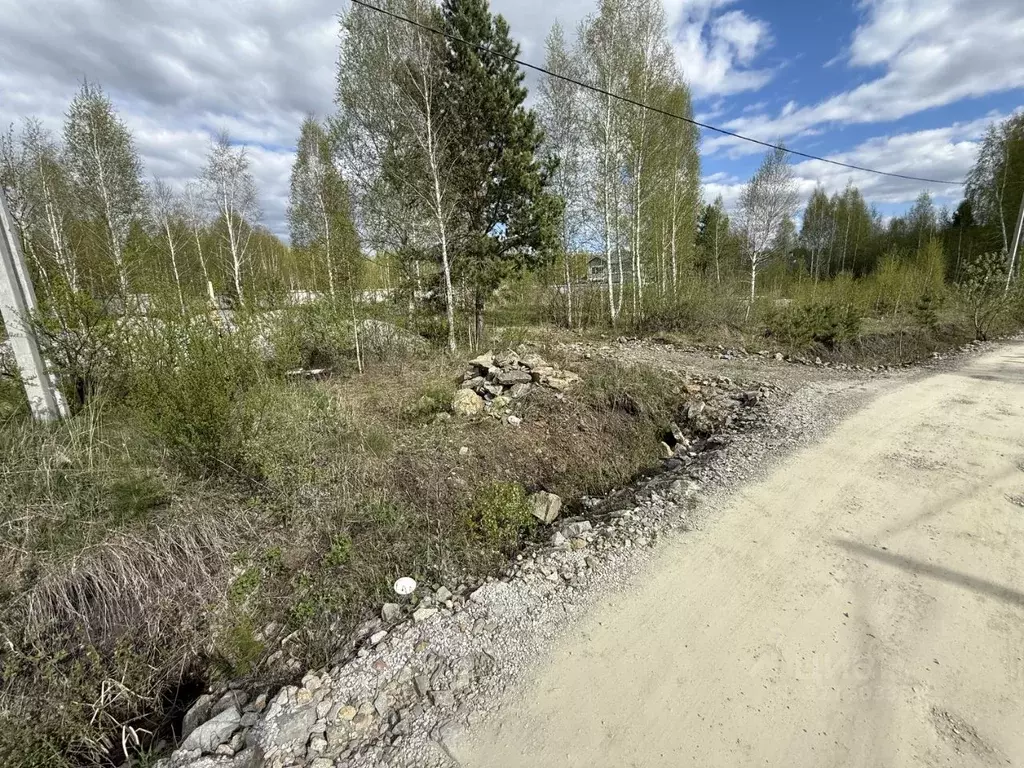 Участок в Свердловская область, Верхнее Дуброво пгт ул. Марьина Роща, ... - Фото 0