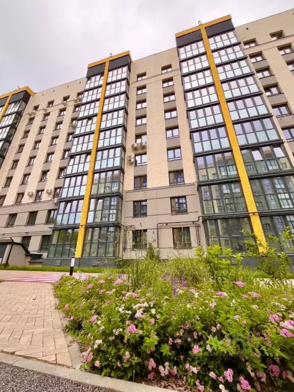 2-к кв. Брянская область, Брянск ул. Крапивницкого, 39к3 (71.1 м) - Фото 1