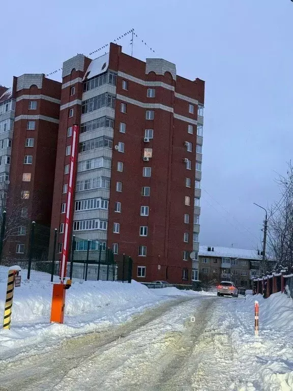 Гараж в Свердловская область, Первоуральск ул. Ватутина, 47Б (19 м) - Фото 1
