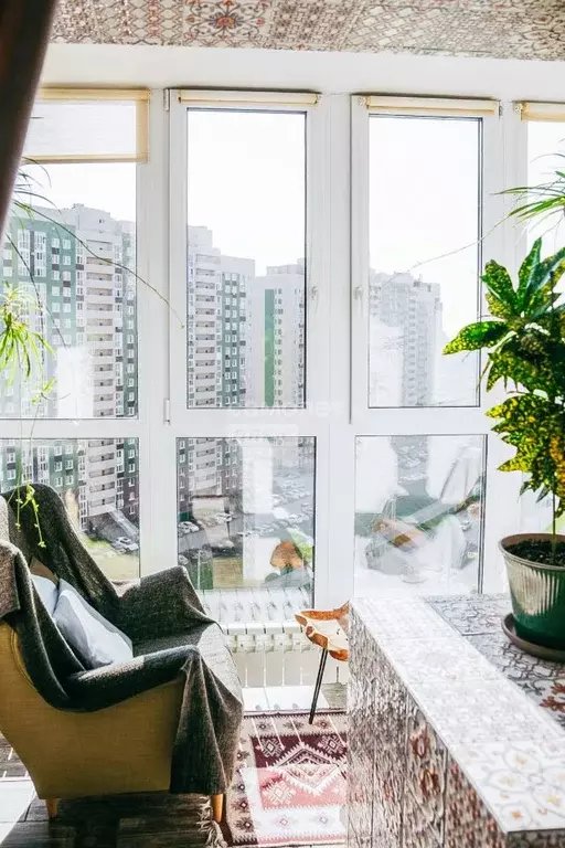 2-к кв. Омская область, Омск ул. Крупской, 14к4 (54.6 м) - Фото 1