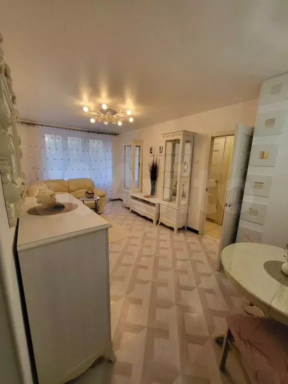 2-к. квартира, 65 м, 2/5 эт. - Фото 1