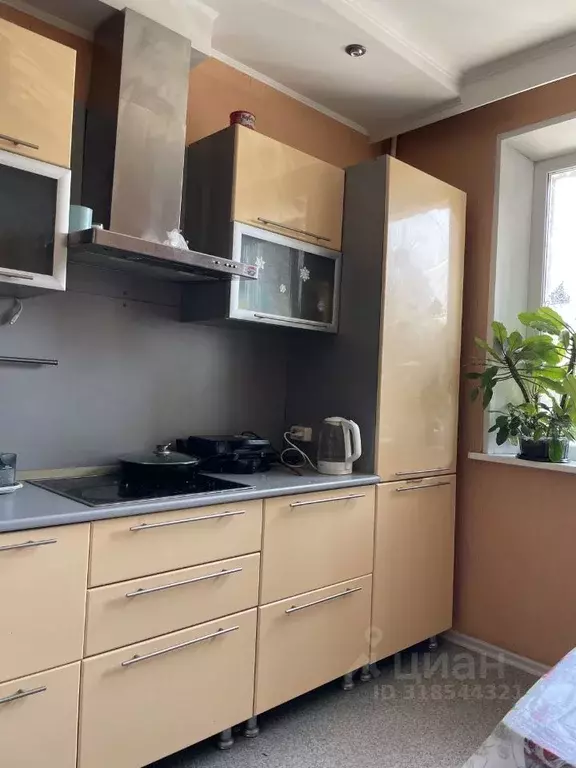2-к кв. Челябинская область, Челябинск ул. Ворошилова, 9Б (57.0 м) - Фото 0