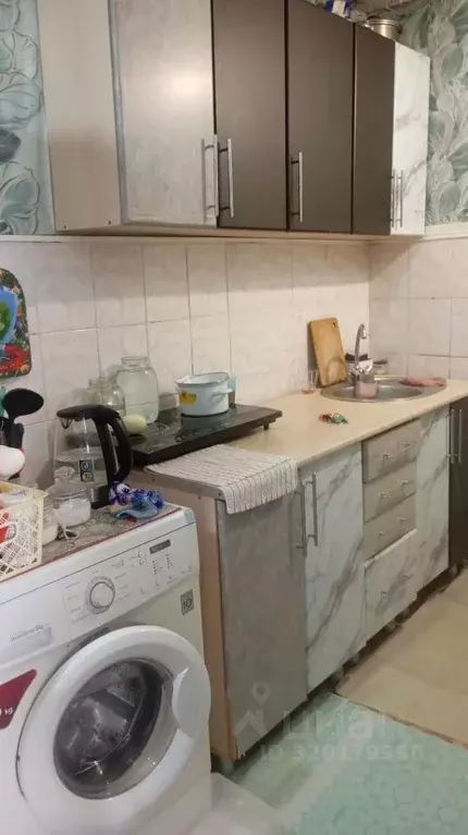 Комната Омская область, Омск ул. Яковлева, 143 (14.5 м) - Фото 2