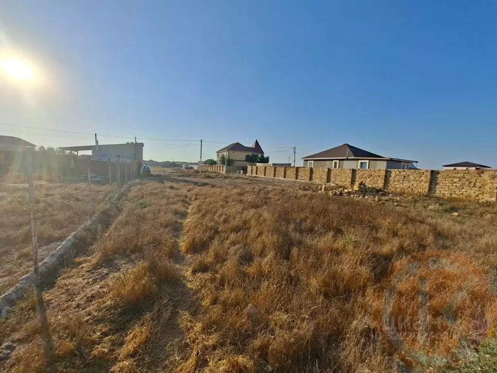 Участок в Крым, Сакский район, с. Молочное ул. Амет-хана Султана, 8 ... - Фото 1