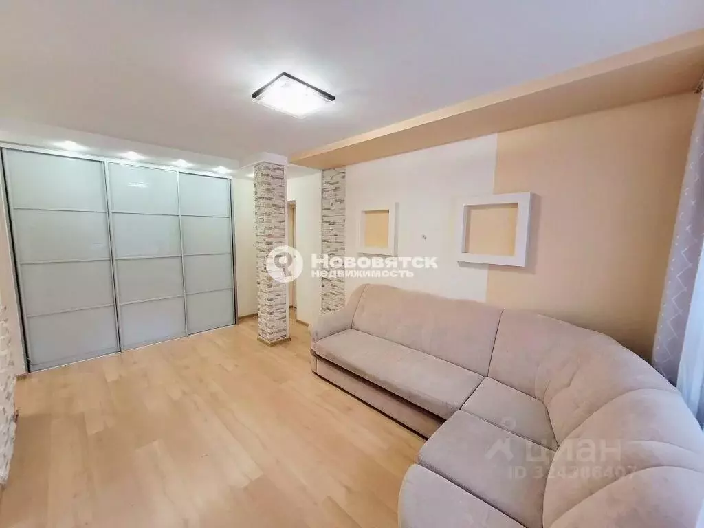 4-к кв. Кировская область, Киров ул. Орджоникидзе, 2А (88.9 м) - Фото 2