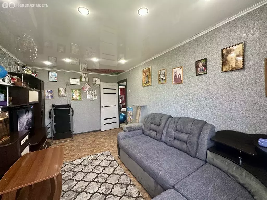 3-комнатная квартира: Абакан, улица Ломоносова, 20 (59.3 м) - Фото 1