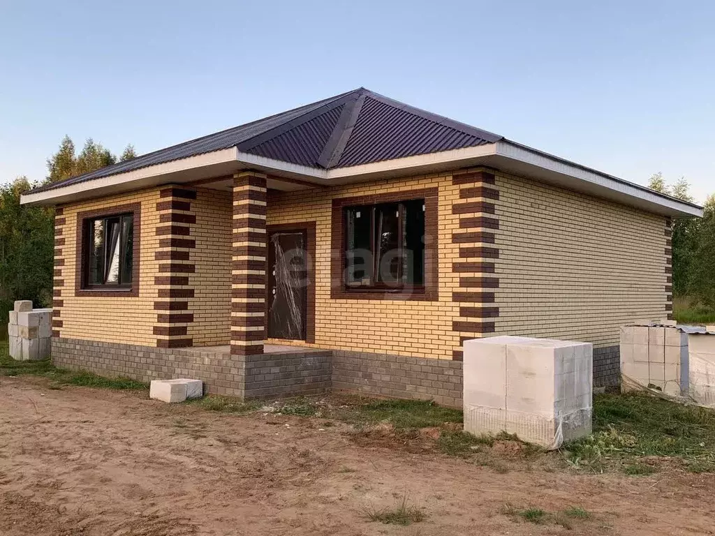 Дом в Ярославская область, Некрасовское рп ул. Советская, 64 (110 м) - Фото 1