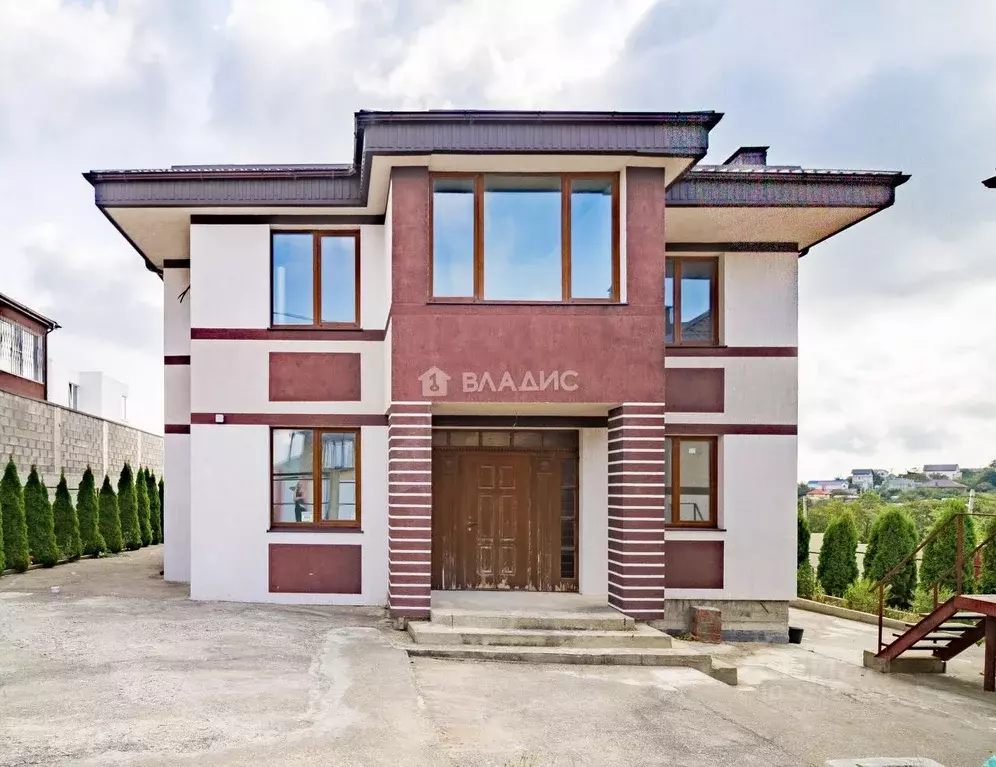 Дом в Краснодарский край, Новороссийск ул. Ленская, 7 (265 м) - Фото 1