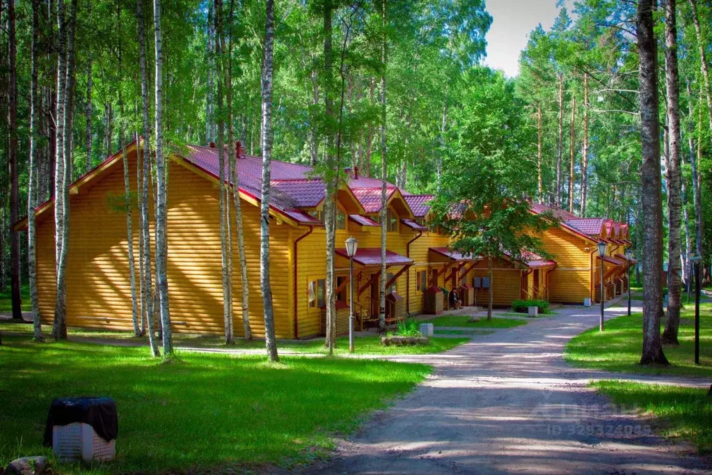 Дом в Ленинградская область, Приозерский район, Петровское с/пос, пос. ... - Фото 1