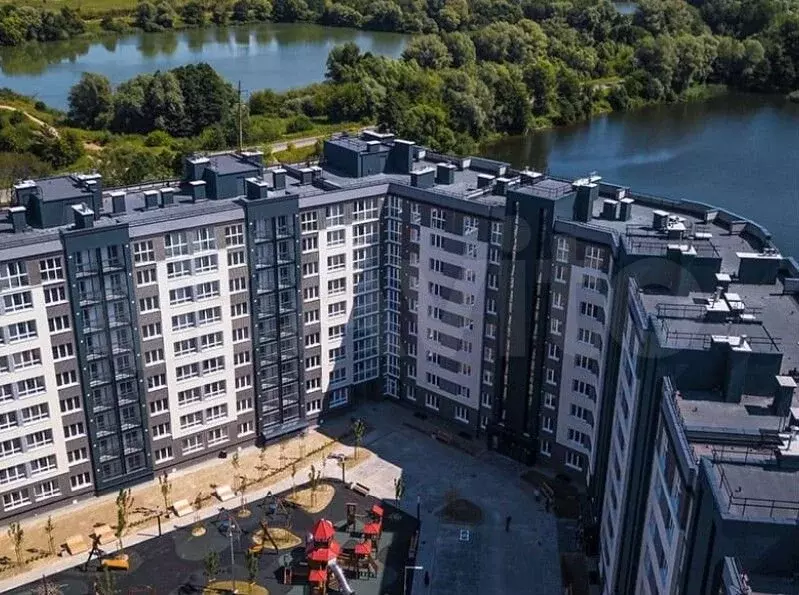2-к. квартира, 57,6 м, 1/9 эт. - Фото 0