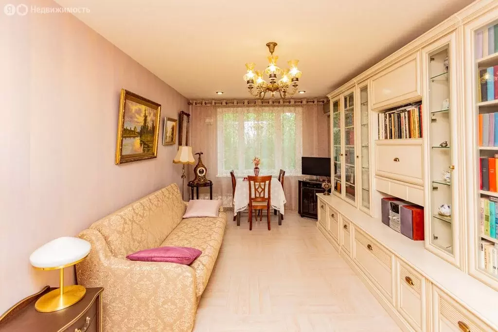 3-комнатная квартира: Москва, улица Молостовых, 19к1 (62 м) - Фото 1
