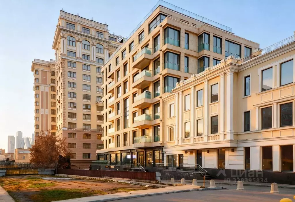 3-к кв. Москва 1-й Смоленский пер., 21 (92.4 м) - Фото 1