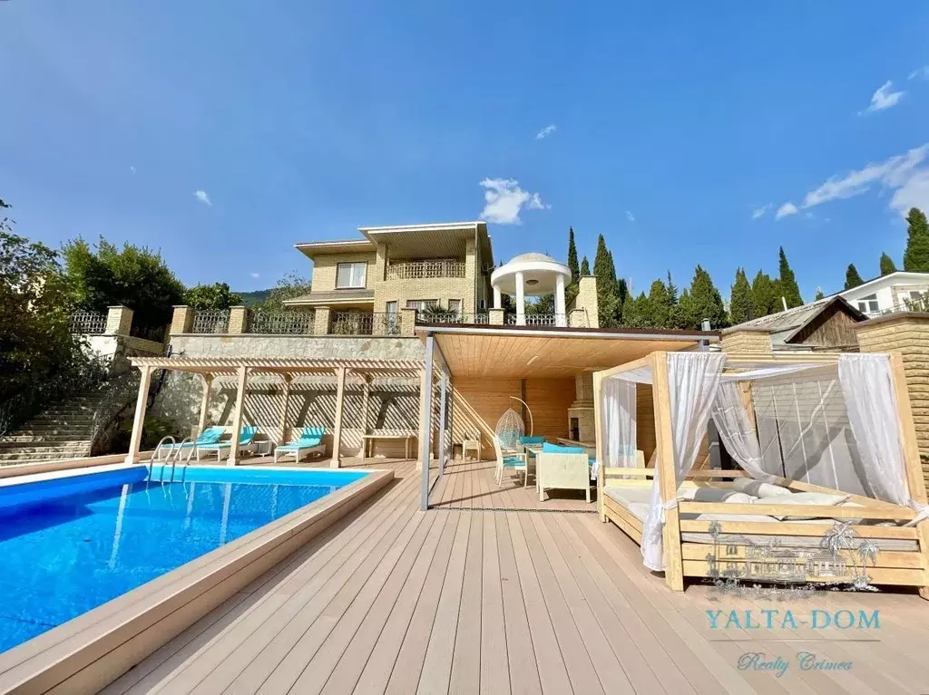 Дом в Крым, Ялта муниципальный округ, Никита пгт ул. Оранжерейная, 12 ... - Фото 1