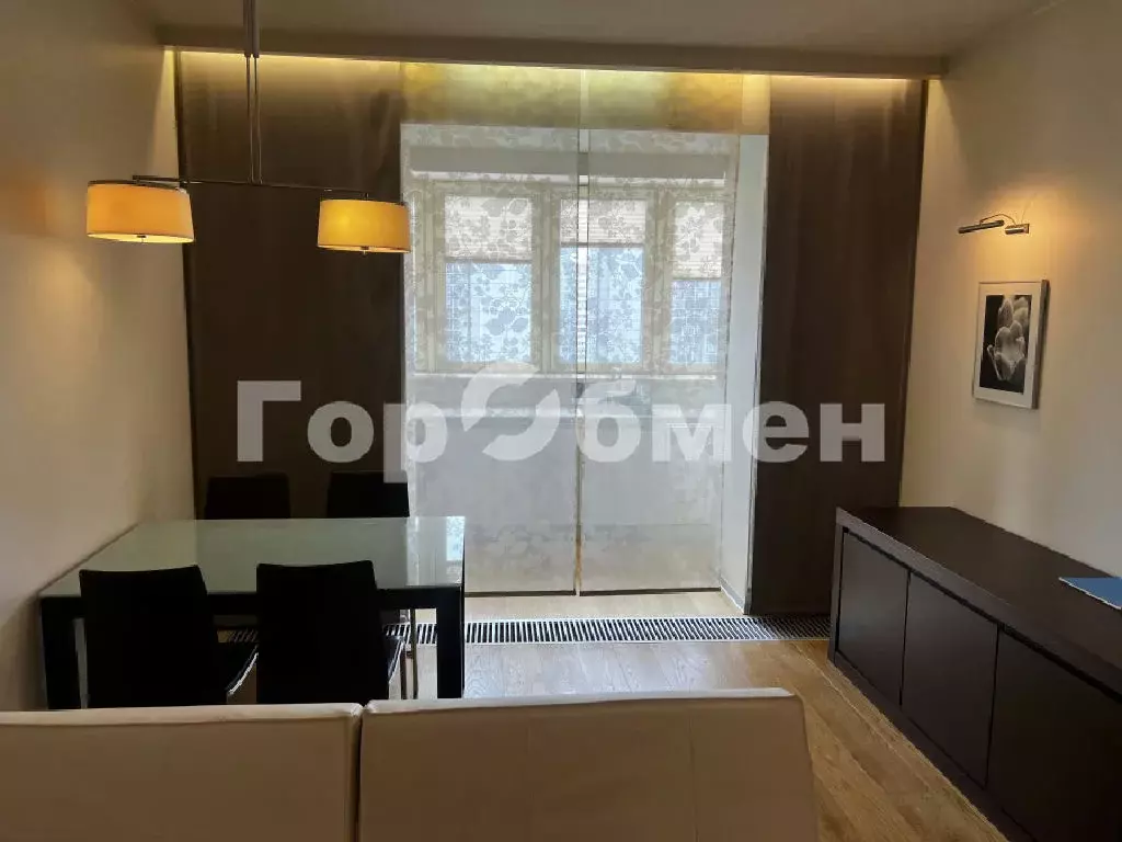 Продается 2-комнатная квартира - Фото 1
