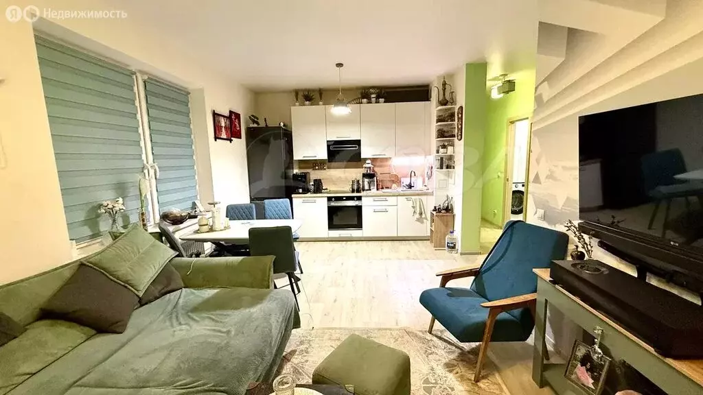 2-комнатная квартира: село Ембаево, Бульварная улица, 11 (64.7 м) - Фото 1