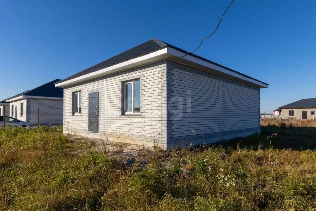 Дом в Тюменская область, Тюменский муниципальный округ, д. Якуши  (76 ... - Фото 1