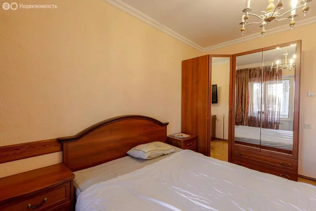 3-комнатная квартира: Сочи, микрорайон Центральный, Первомайская ... - Фото 2