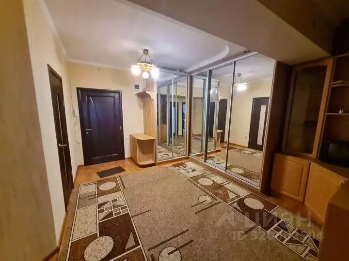 1-к кв. Омская область, Нововаршавка рп ул. Первомайская, 1 (38.0 м) - Фото 1