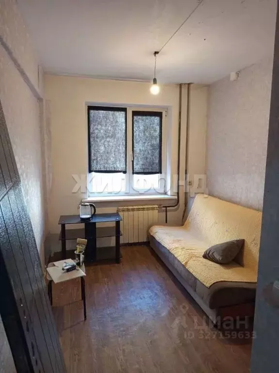 Комната Хакасия, Абакан ул. Комарова, 6 (10.0 м) - Фото 1