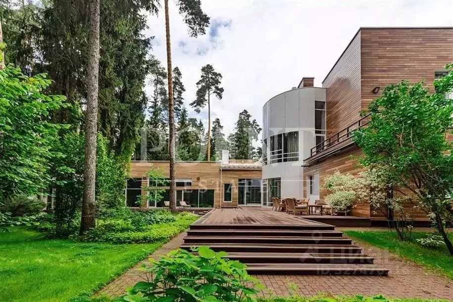 Коттедж в Московская область, Одинцовский городской округ, пос. ... - Фото 1