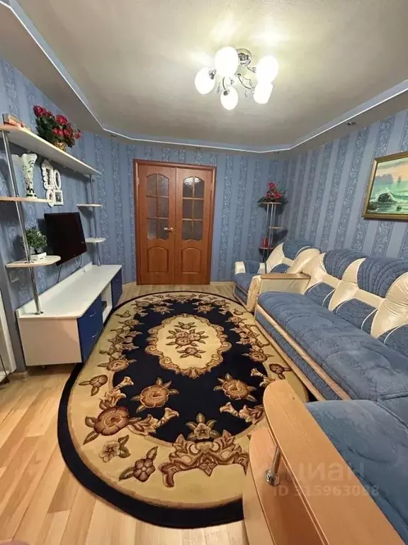 3-к кв. Свердловская область, Свободный пгт ул. Ленина, 28 (57.4 м) - Фото 0