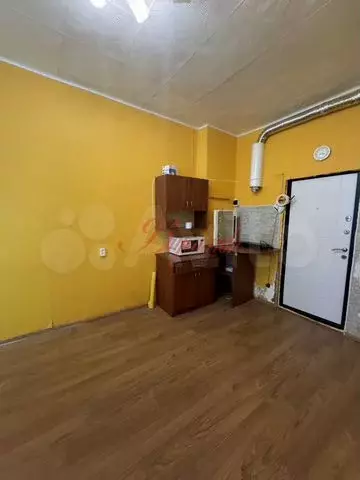 Комната 14 м в 1-к., 2/4 эт. - Фото 0