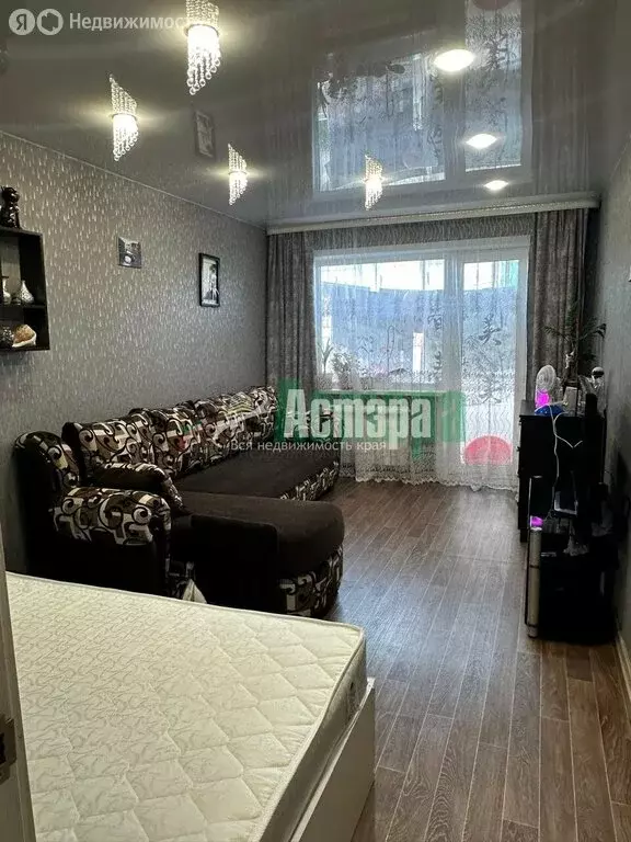 2-комнатная квартира: Чита, улица Красных Коммунаров, 72 (52 м) - Фото 1