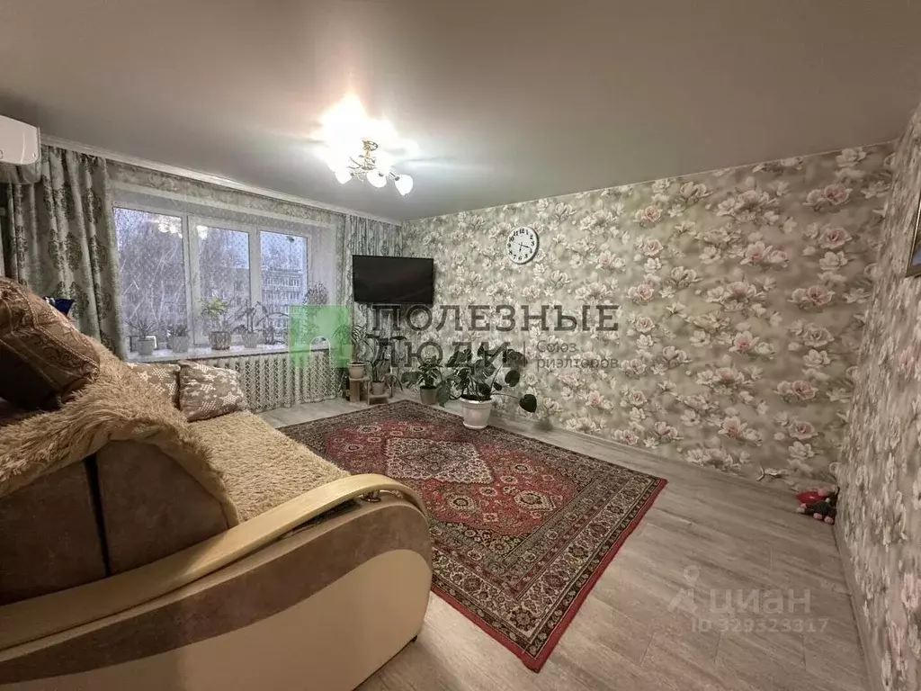 2-к кв. Татарстан, Зеленодольск ул. Карла Маркса, 61А (50.1 м) - Фото 2