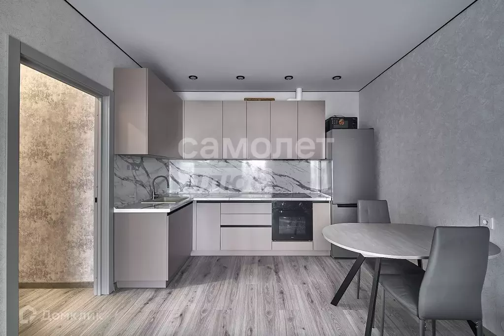 Продаётся 2-к квартира, 40.5 м - Фото 0
