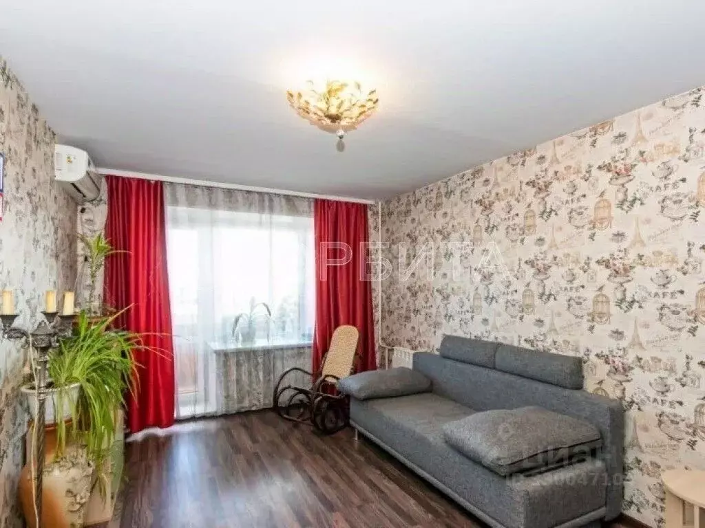 2-к кв. Тюменская область, Тюмень ул. Мельникайте, 124 (48.7 м) - Фото 1