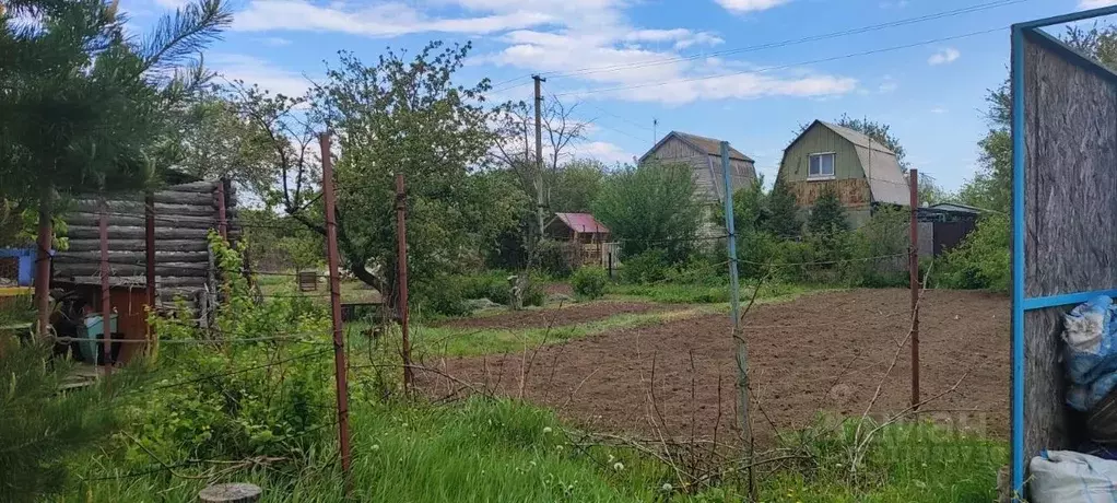 Участок в Саратовская область, Энгельсский район, Красноярское ... - Фото 1