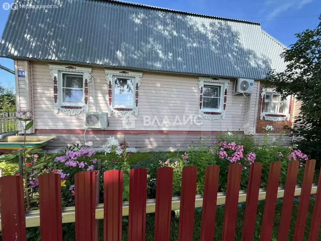 Дом в село Абалак, Октябрьская улица (73 м) - Фото 1