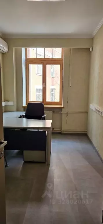 Офис в Москва Старая Басманная ул., 12С5 (202 м) - Фото 1