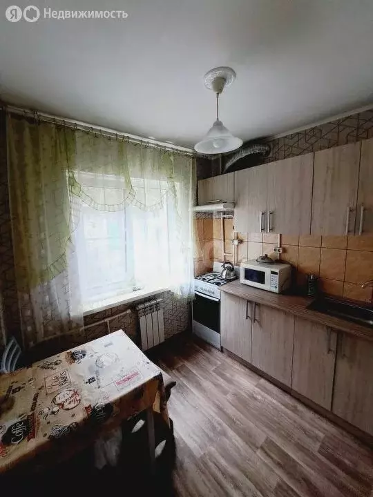 3-комнатная квартира: Омск, проспект Мира, 108Б (60 м) - Фото 0