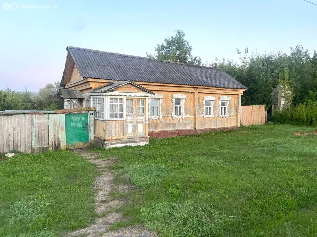 Дом в Полотняный Завод, посёлок городского типа Полотняный Завод, ... - Фото 0