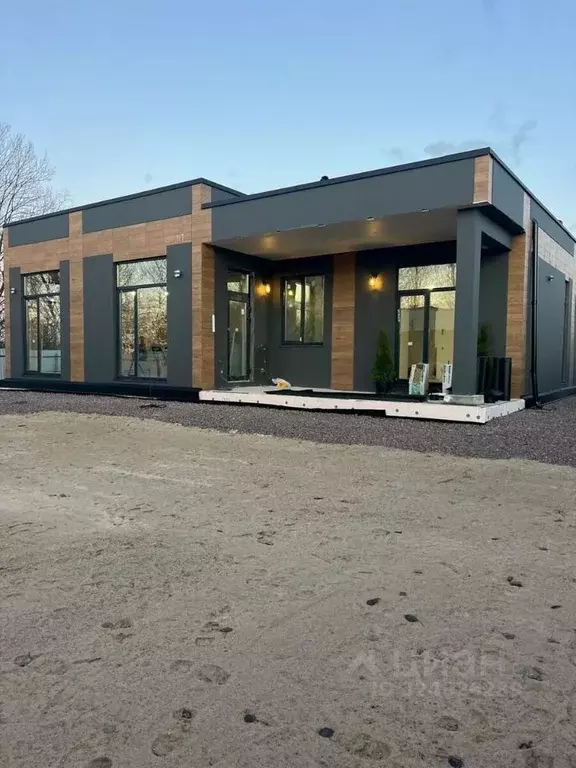 Коттедж в Ленинградская область, Выборгский район, Первомайское с/пос, ... - Фото 1