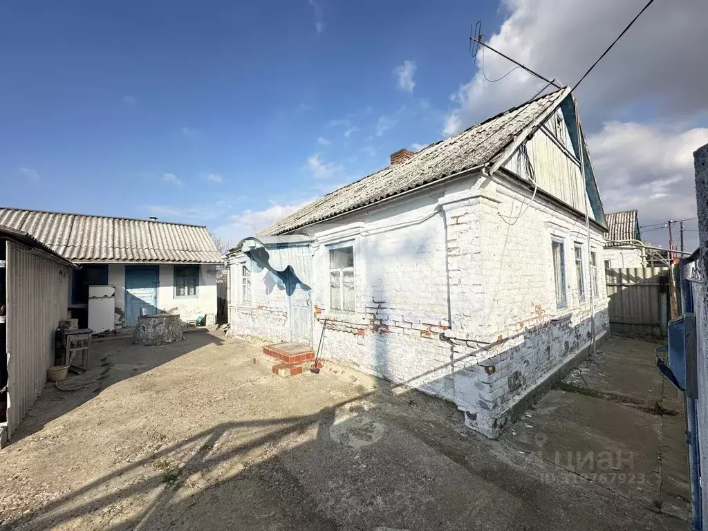 Дом в Краснодарский край, Темрюк А-289, 126-й км (50 м) - Фото 1
