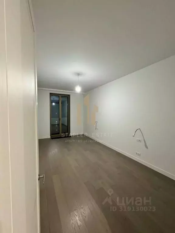 4-к кв. Москва ул. Костикова, 4к1 (181.0 м) - Фото 1