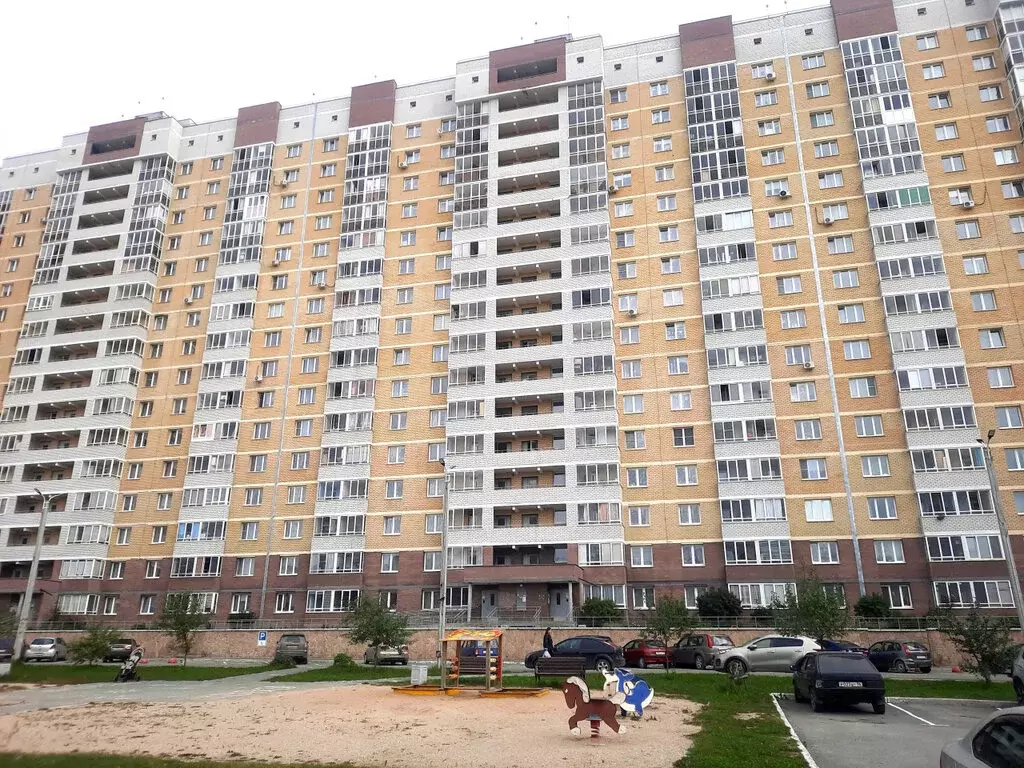 3-комнатная квартира: Берёзовский, Восточная улица, 5 (58.6 м) - Фото 0