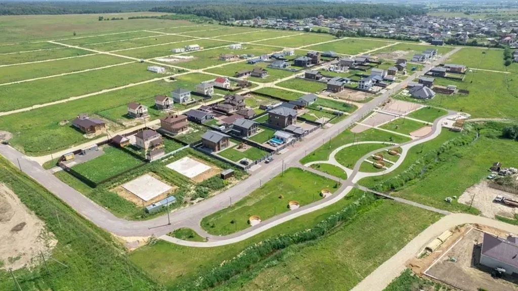 Участок в Ленинградская область, Гатчинский муниципальный округ, д. ... - Фото 1