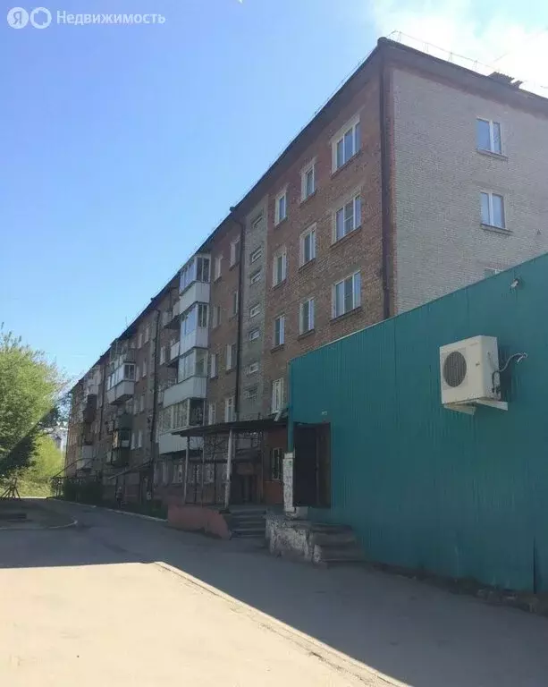 3-комнатная квартира: Иркутск, улица Бородина, 23 (60 м) - Фото 0