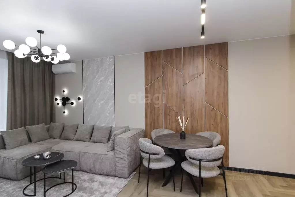 3-к кв. Тюменская область, Тюмень ул. Республики, 204к4 (107.9 м) - Фото 1
