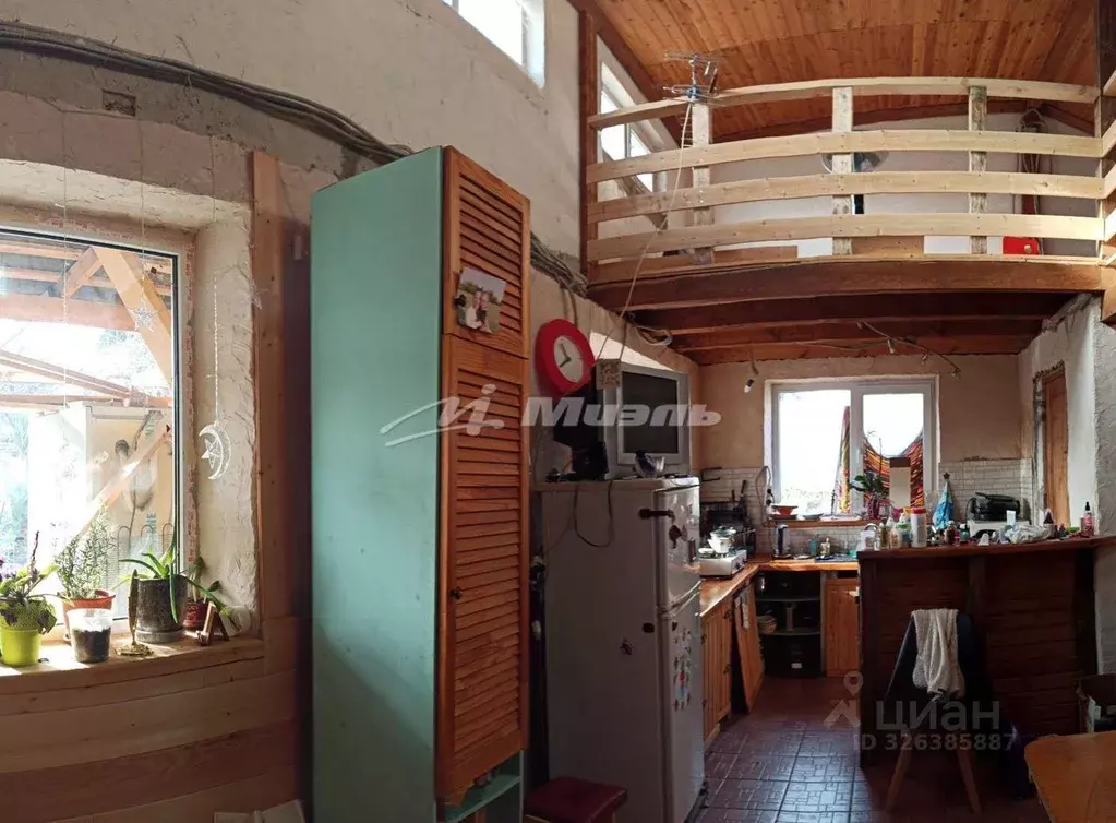 Дом в Крым, Симферополь ул. 8-я Коллективных Садов, 7 (100 м) - Фото 1