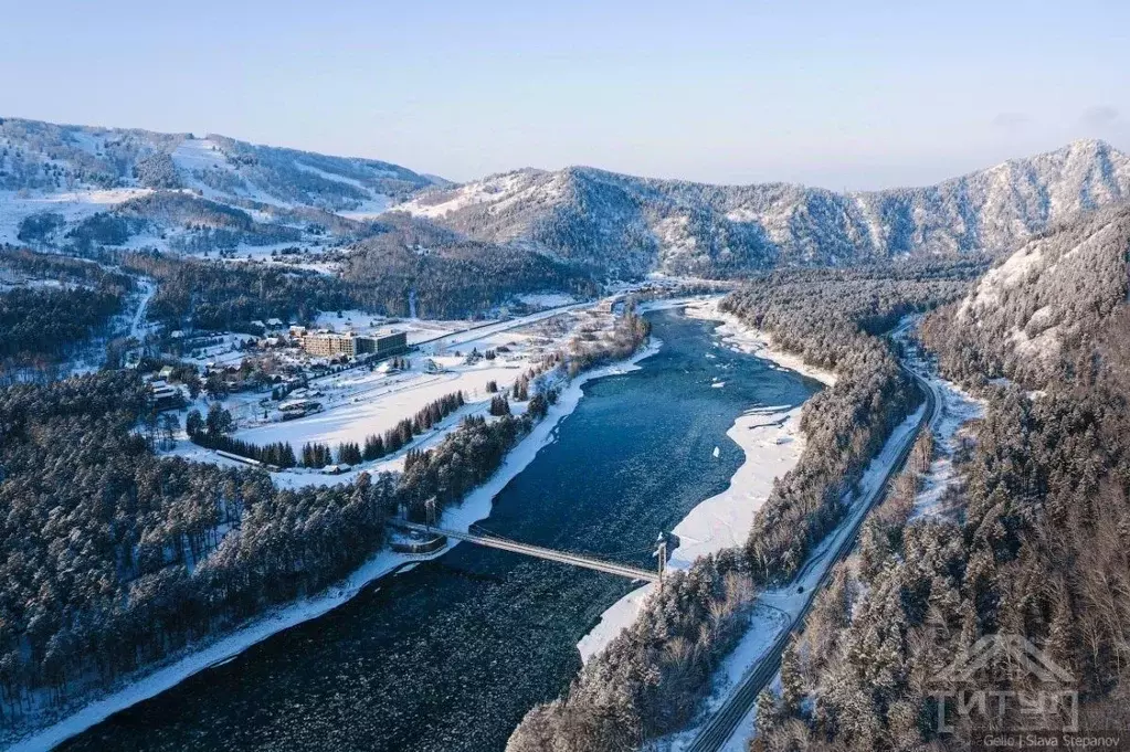 Участок в Алтай, Майминский район, Манжерокское с/пос, с. Озерное ул. ... - Фото 1