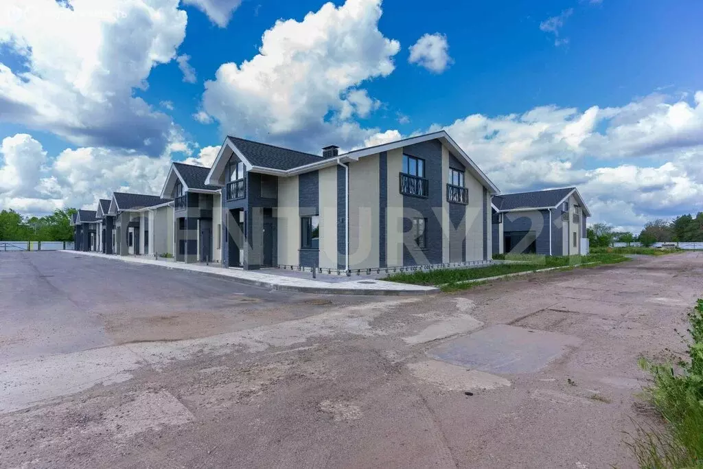 4-комнатная квартира: городской округ Ульяновск, посёлок Ленинский, ... - Фото 0